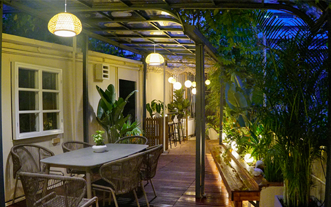 必发7790庭院设计案例：陶醉式露台花园新样板