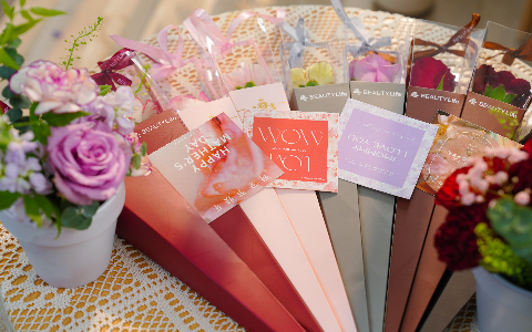 5.12母亲节 | 世间的浪漫与宠溺，，，记得留给妈妈一份！